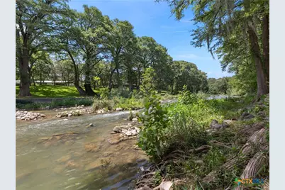 1033 Gruene Road, New Braunfels, TX 78130 - Photo 39