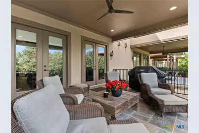1033 Gruene Road, New Braunfels, TX 78130 - Photo 7