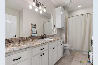1033 Gruene Road, New Braunfels, TX 78130 - Photo 29