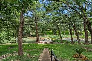 1033 Gruene Rd, New Braunfels, TX 78130 - Photo 5