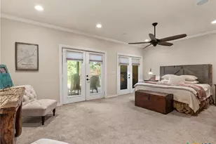 1033 Gruene Rd, New Braunfels, TX 78130 - Photo 23