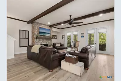 1033 Gruene Road, New Braunfels, TX 78130 - Photo 11