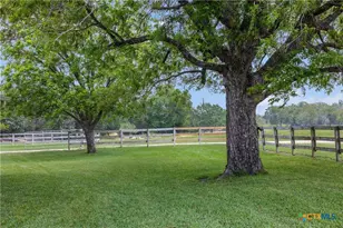 1016 Co Rd 306, Rockdale, TX 76567 - Photo 17