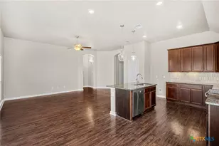 5338 Lancaster Dr, Belton, TX 76513 - Photo 11