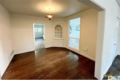 809 N 8th Street, Temple, TX 76501 - Photo 9