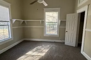 302 Burleson St, Kyle, TX 78640 - Photo 15
