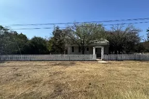 302 Burleson St, Kyle, TX 78640 - Photo 19
