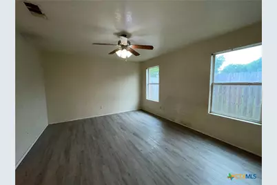 410 Colette Court, Belton, TX 76513 - Photo 9