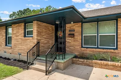 2208 N 44th Street, Waco, TX 76710 - Photo 9