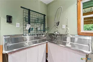 2208 N 44th St, Waco, TX 76710 - Photo 5