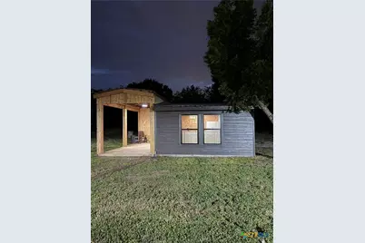 547 N Central Avenue, New Braunfels, TX 78130 - Photo 11