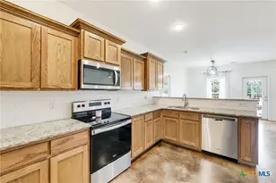 1110 County Rd 1045, Lampasas, TX 76550 - Photo 13