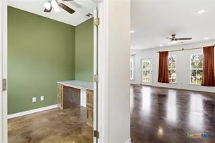 1110 County Rd 1045, Lampasas, TX 76550 - Photo 7