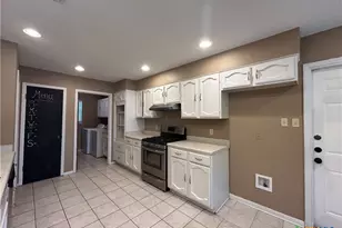 826 Timber, New Braunfels, TX 78130 - Photo 13