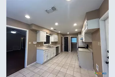 826 Timber, New Braunfels, TX 78130 - Photo 13
