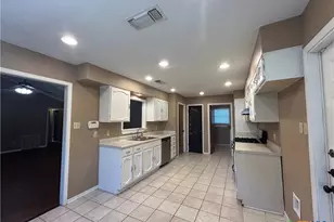 826 Timber, New Braunfels, TX 78130 - Photo 13
