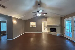 826 Timber, New Braunfels, TX 78130 - Photo 3