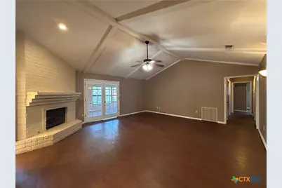 826 Timber, New Braunfels, TX 78130 - Photo 7