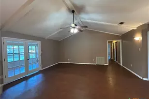826 Timber, New Braunfels, TX 78130 - Photo 7