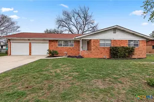 273 Meadow Ave, New Braunfels, TX 78130 - Photo 23