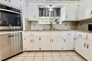2035 Co Rd 400, Yoakum, TX 77995 - Photo 11