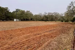 2035 Co Rd 400, Yoakum, TX 77995 - Photo 33