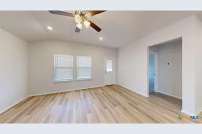 2301 Bee Creek Drive, Copperas Cove, TX 76522 - Photo 7