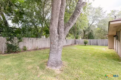 105 Spokane Street, Victoria, TX 77904 - Photo 47