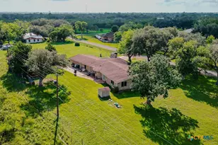 291 N Mesquite Dr, Victoria, TX 77905 - Photo 15