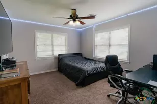 291 N Mesquite Dr, Victoria, TX 77905 - Photo 25