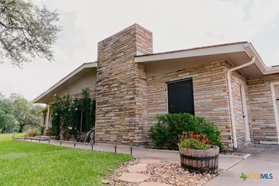 291 N Mesquite Drive, Victoria, TX 77905 - Photo 17
