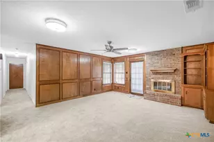 608 Rosewood Dr, Victoria, TX 77901 - Photo 7
