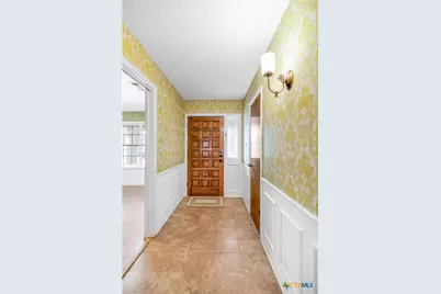 608 Rosewood Drive, Victoria, TX 77901 - Photo 11