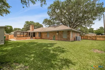 608 Rosewood Drive, Victoria, TX 77901 - Photo 47
