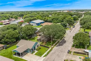 608 Rosewood Dr, Victoria, TX 77901 - Photo 33