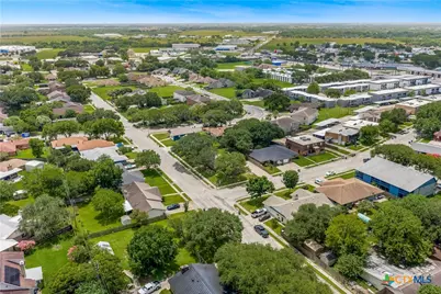 608 Rosewood Drive, Victoria, TX 77901 - Photo 39