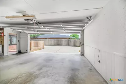608 Rosewood Drive, Victoria, TX 77901 - Photo 27