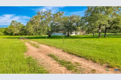 175 Albrecht Road, Victoria, TX 77905 - Photo 33