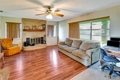 175 Albrecht Road, Victoria, TX 77905 - Photo 17