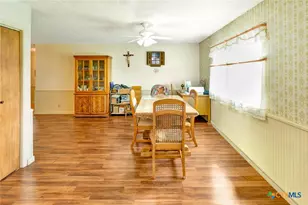 175 Albrecht Rd, Victoria, TX 77905 - Photo 9