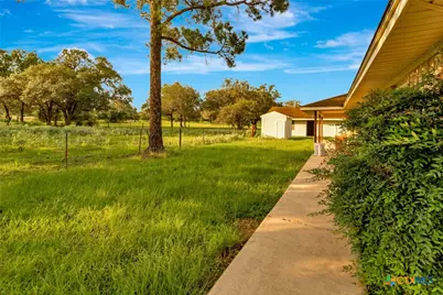 175 Albrecht Road, Victoria, TX 77905 - Photo 35
