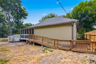 502 W Houston Ave, Seadrift, TX 77983 - Photo 17