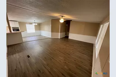 629 Buck Trail, Canyon Lake, TX 78133 - Photo 5