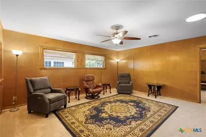 1019 E Gonzales Street, Yoakum, TX 77995 - Photo 19