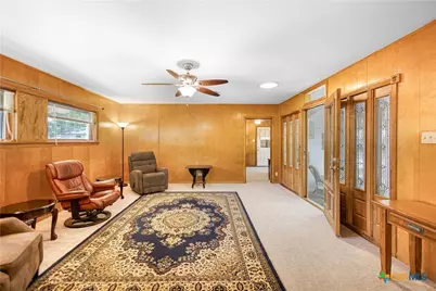1019 E Gonzales Street, Yoakum, TX 77995 - Photo 21