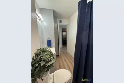 2109 W. Ave. B #A, Temple, TX 76504 - Photo 3
