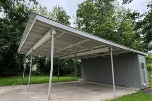 2109 W Avenue B, Temple, TX 76504 - Photo 11