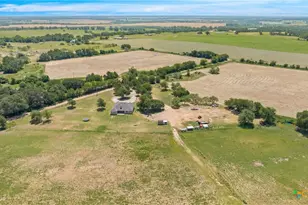 638 County Rd 337, Rosebud, TX 76570 - Photo 37