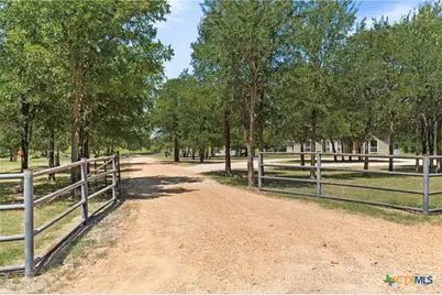 638 County Road 337, Rosebud, TX 76570 - Photo 35