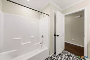 638 County Rd 337, Rosebud, TX 76570 - Photo 23